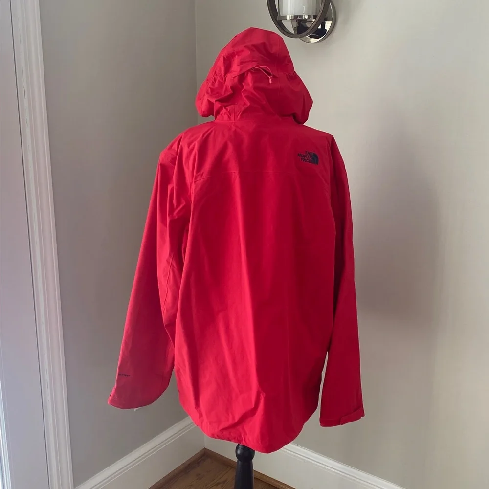 The North Face Mens XL jacket red dry vent windbreaker rain jacket granola